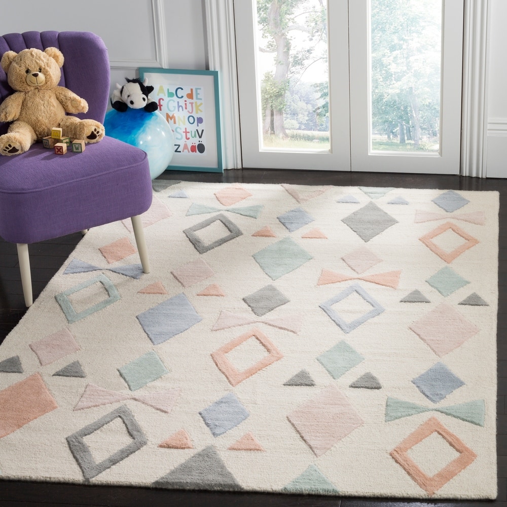 SAFAVIEH Handmade Kids Nertila Wool Rug