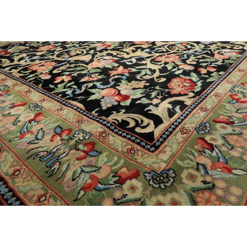 7'10''x9'10'' Hand Knotted Wool Black French Aubusson Savonnerie Asmara Rug - 7' 10'' x 9' 10''