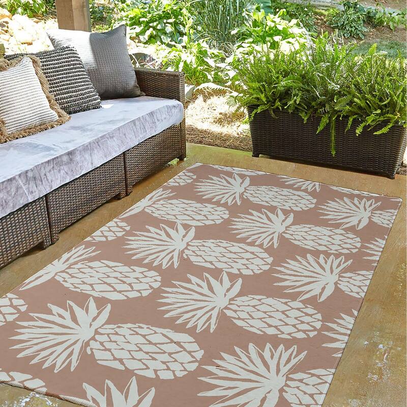 Pineapple Pattern Indoor/Outdoor Rug