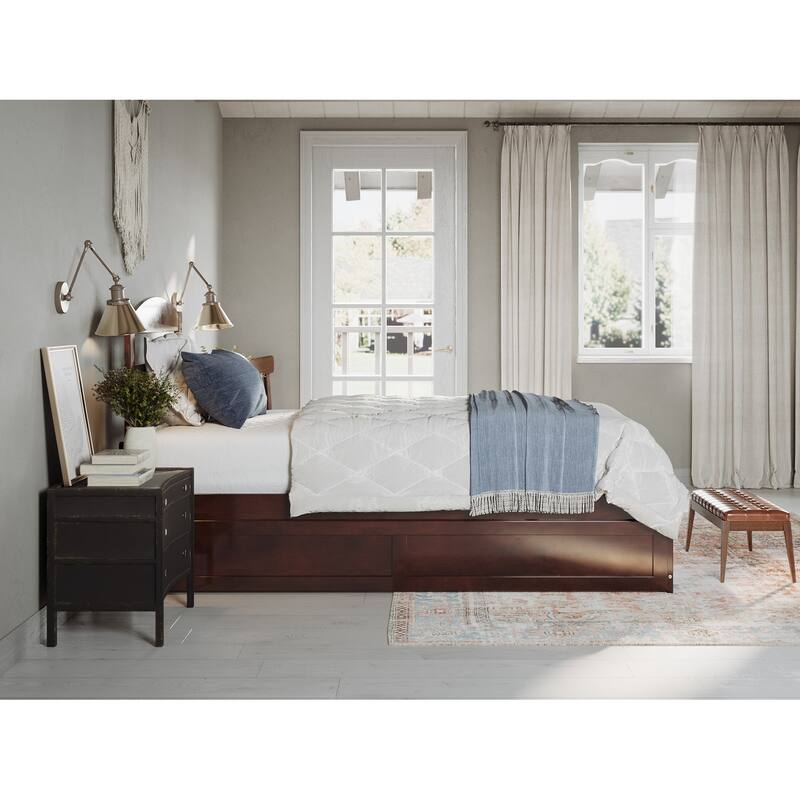 Warren Platform Bed with Footboard and Twin Trundle