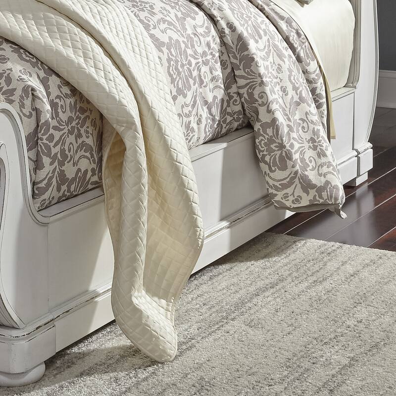Abbey Park Upholstered King California Sleigh Bed