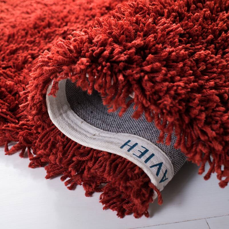 SAFAVIEH Handmade Classic Shag Nakhshun Rug