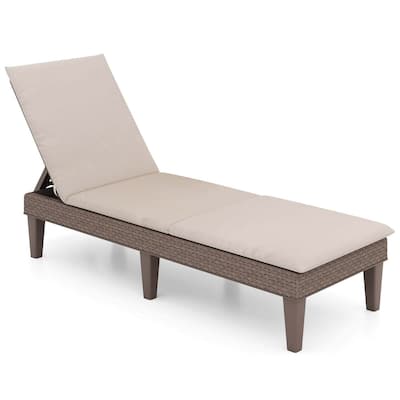 Outdoor Chaise Lounge Chair Rattan Recliner w/ Removable Cushion