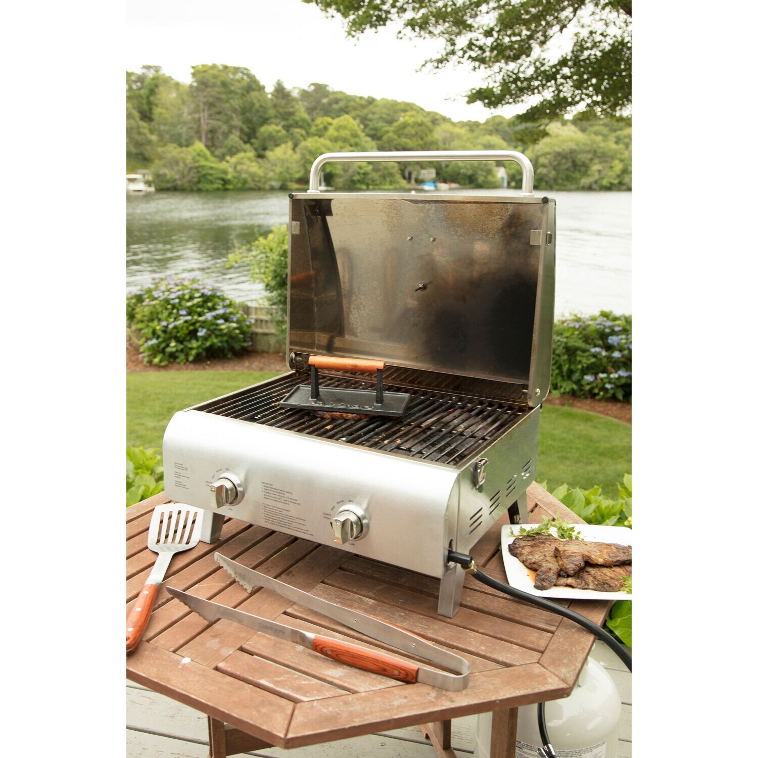 Cuisinart CHEF S STYLE STAINLESS 2 BURNER GAS TABLETOP GRILL