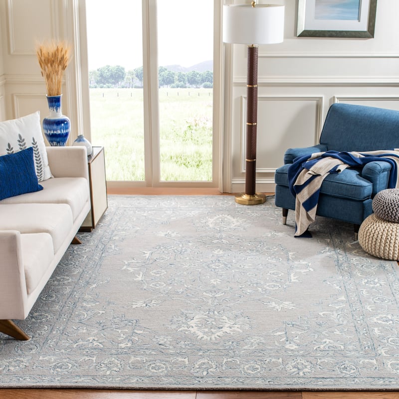 SAFAVIEH Handmade Micro-Loop Torbjorg Wool Rug - 10' x 14' - Light Grey/Ivory