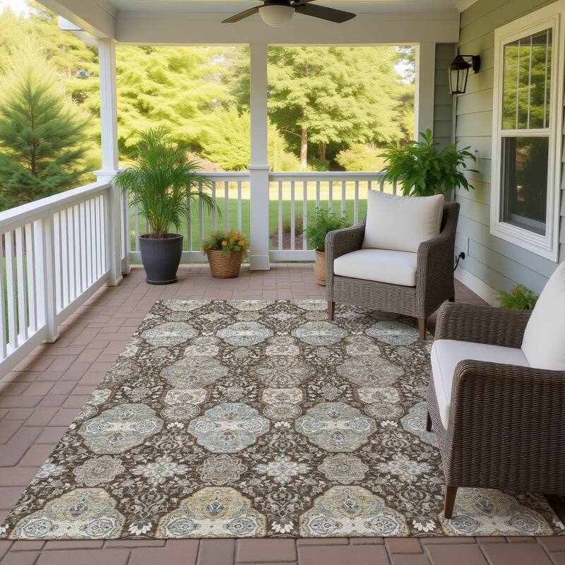 Machine Washable Indoor/ Outdoor Traditional Tracey Chantille Rug - Chocolate - 8' x 10'