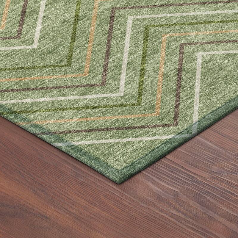 Machine Washable Indoor/ Outdoor Modern Chevron Chantille Rug