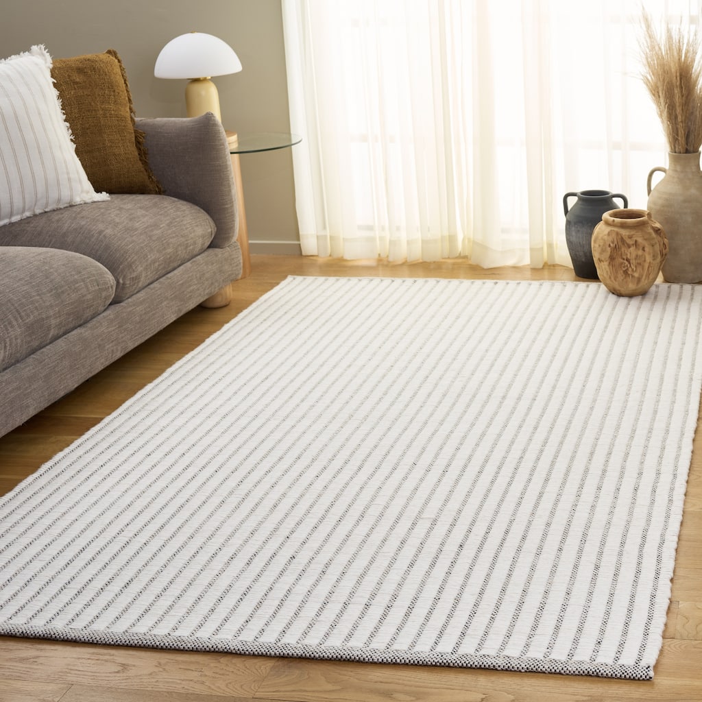 SAFAVIEH Handmade Vermont Ingried Wool Rug
