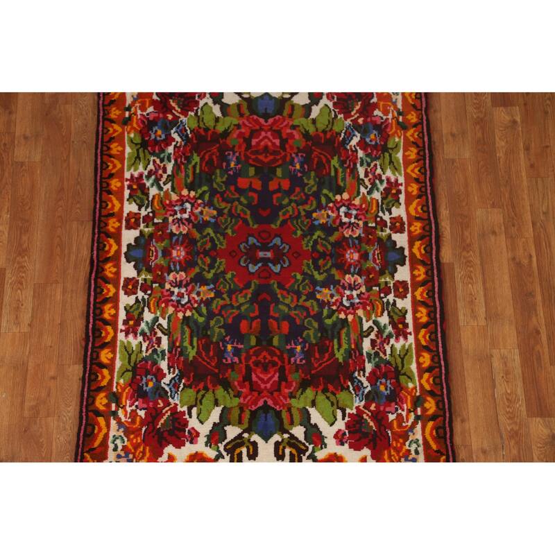 Hand Knotted Oriental 100% Wool Carpet Traditional Floral Beige & Ivories Bakhtiari Area Rug - 4' 11'' X 3' 5''