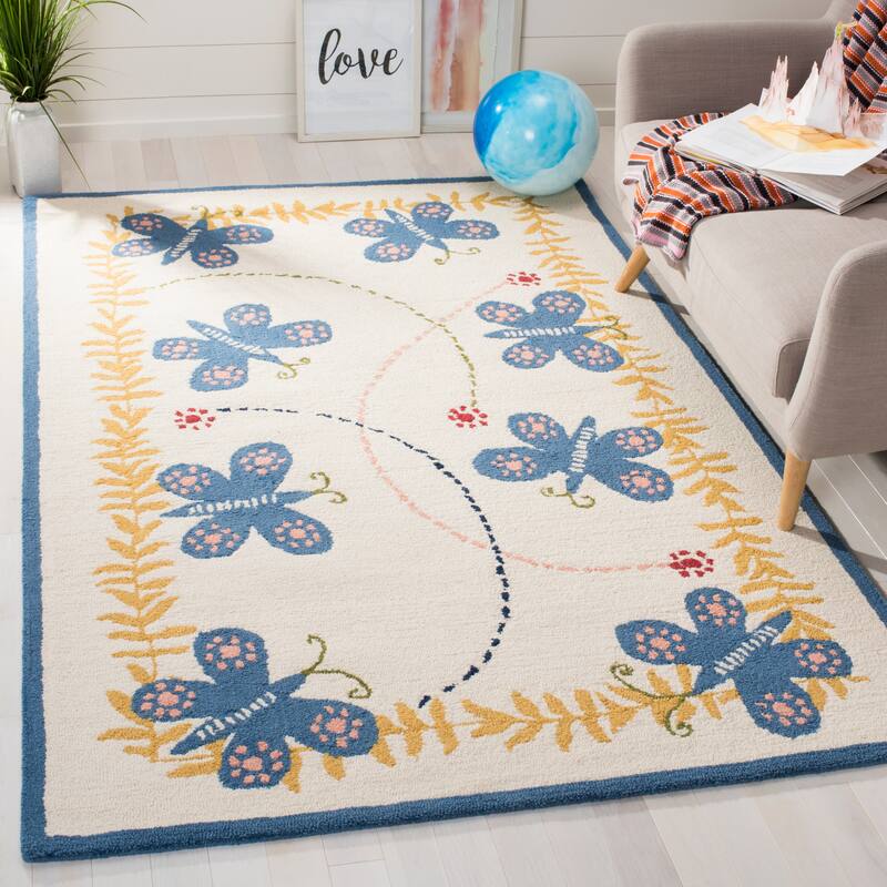 SAFAVIEH Handmade Kids Vinga Wool Rug - 4' x 6' - Ivory/Blue - Rectangle