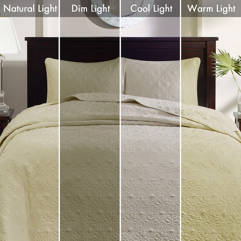 Madison Park Mansfield Reversible Oversized 3-piece Solid Texture Bedspread Quilt Set with Matching Shams