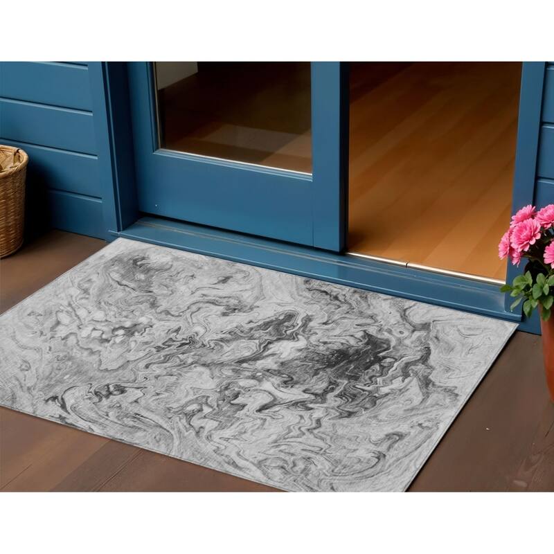 HomeRoots Abstract Transitional Rectangle Outdoor Rug - 3' x 5'