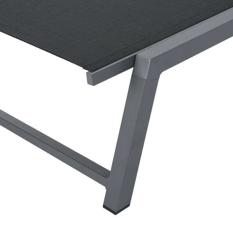 Outdoor aluminum frame mesh chaise lounge chair