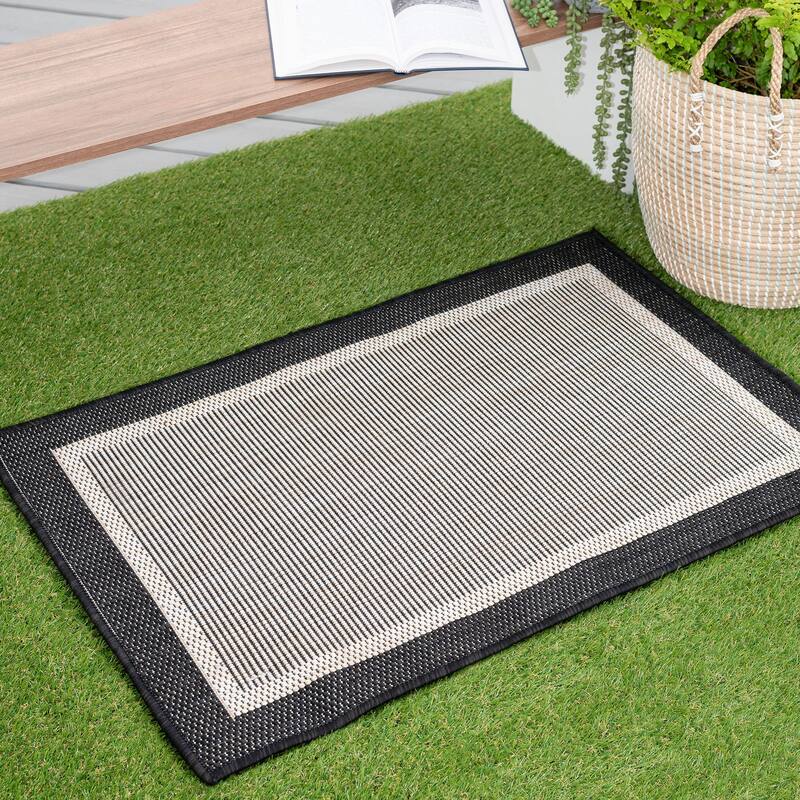 Exo Coastal Border Indoor/Outdoor Area Rug - 2' x 2'11'' - Black/Cream