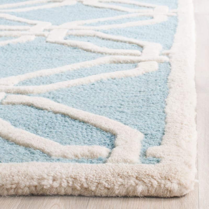 SAFAVIEH Handmade Cambridge Nhung Modern Moroccan Wool Rug