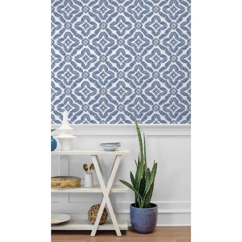 Seabrook Designs Talia Botanical Medallion Unpasted Wallpaper