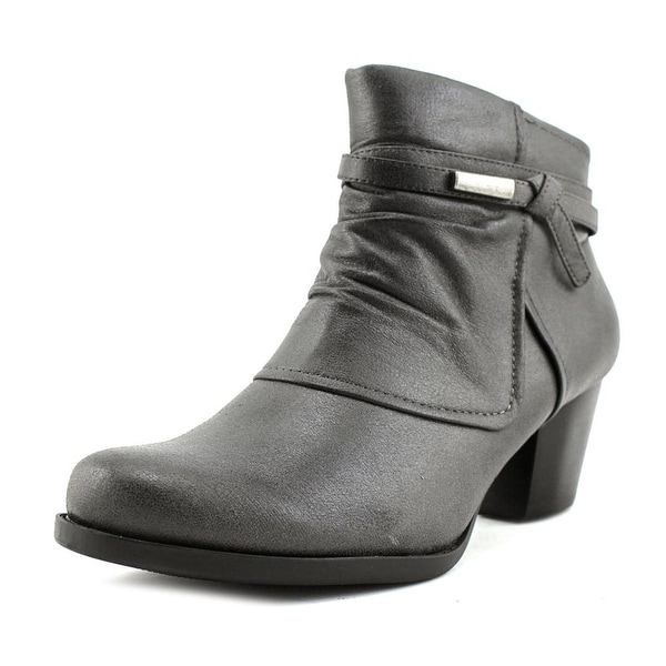 bare traps adele boot