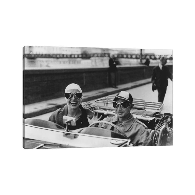 iCanvas "Couple In Mg (Florence, Italy 1951)" by Ruth Orkin Canvas Print