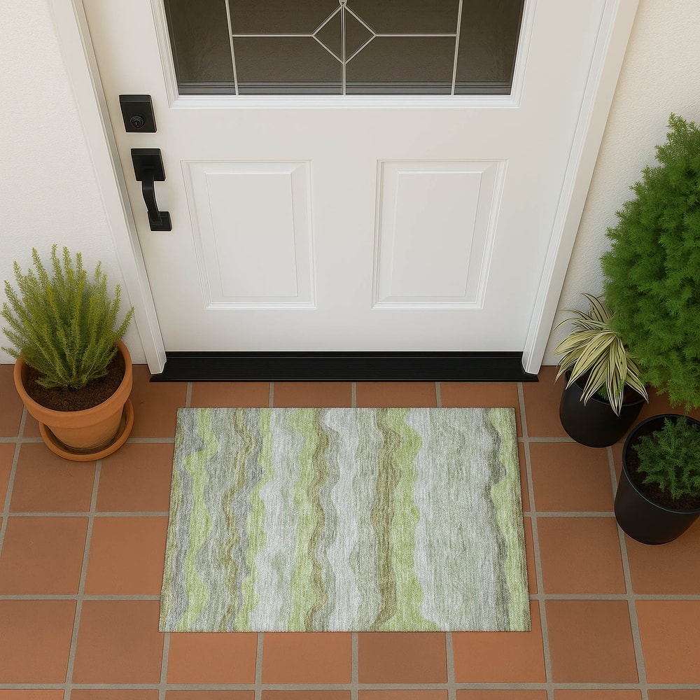 Machine Washable Indoor/ Outdoor Ombre Stripes Chantille Rug