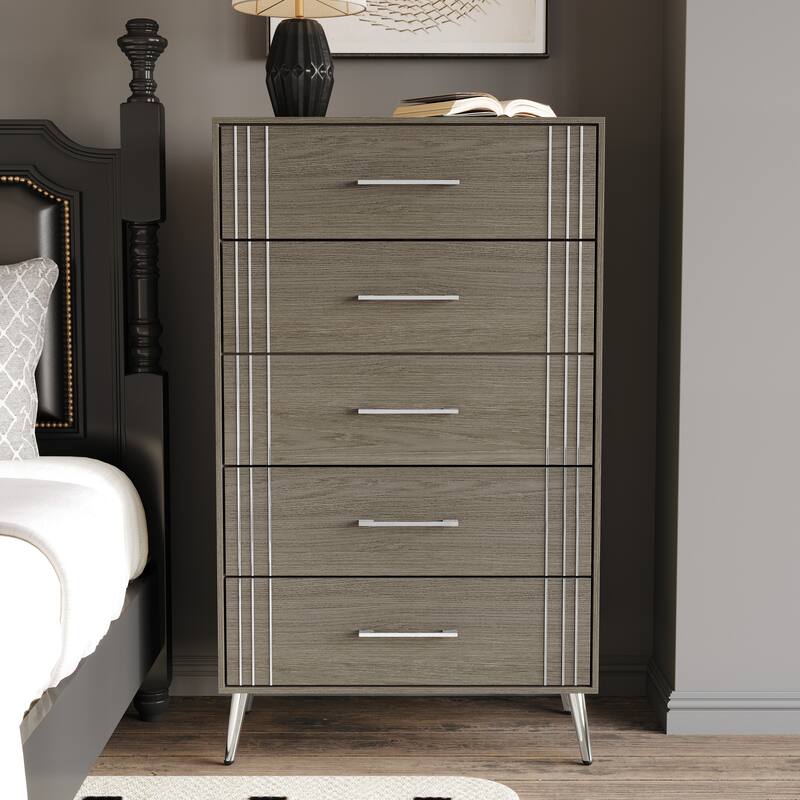 Clayfell Carbajal Bedroom Set