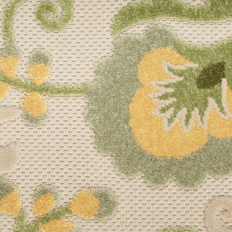 HomeRoots Floral Contemporary Rectangle Outdoor Rug - 12' X 15'