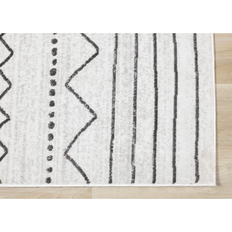 Washable Grey White Neutral Tribal Patterned Area Rug