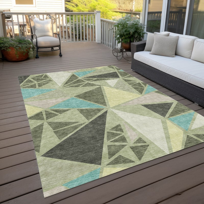 Machine Washable Indoor/ Outdoor Abstract Mosaic Chantille Rug