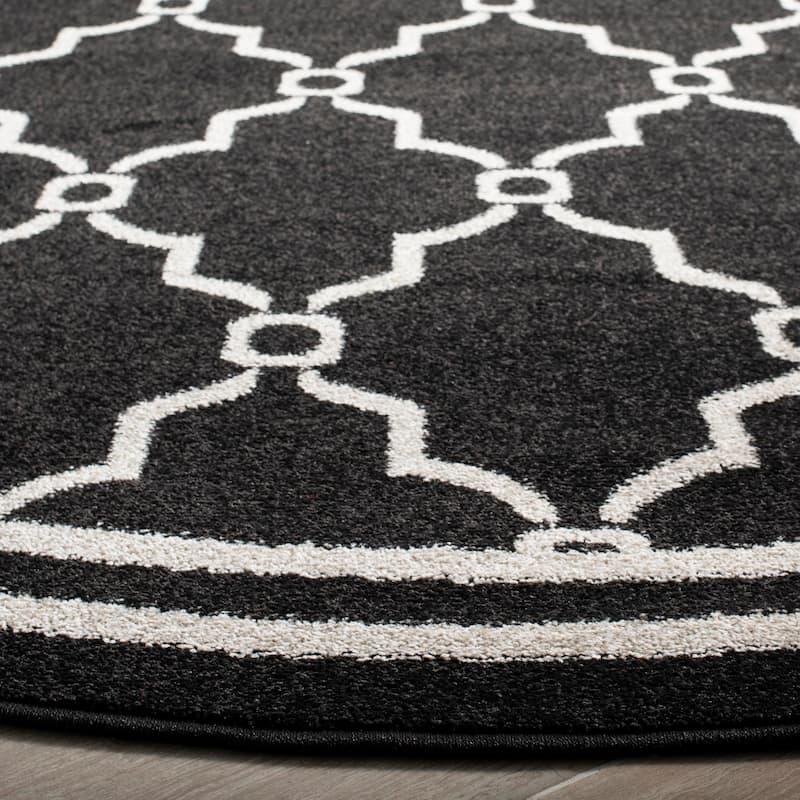 SAFAVIEH Amherst Nargis Modern Rug