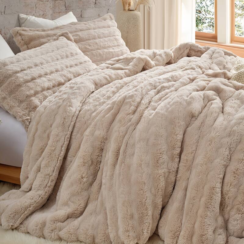 Roll Cakes Chunky Bunny® - Coma Inducer® Oversized Comforter Set
