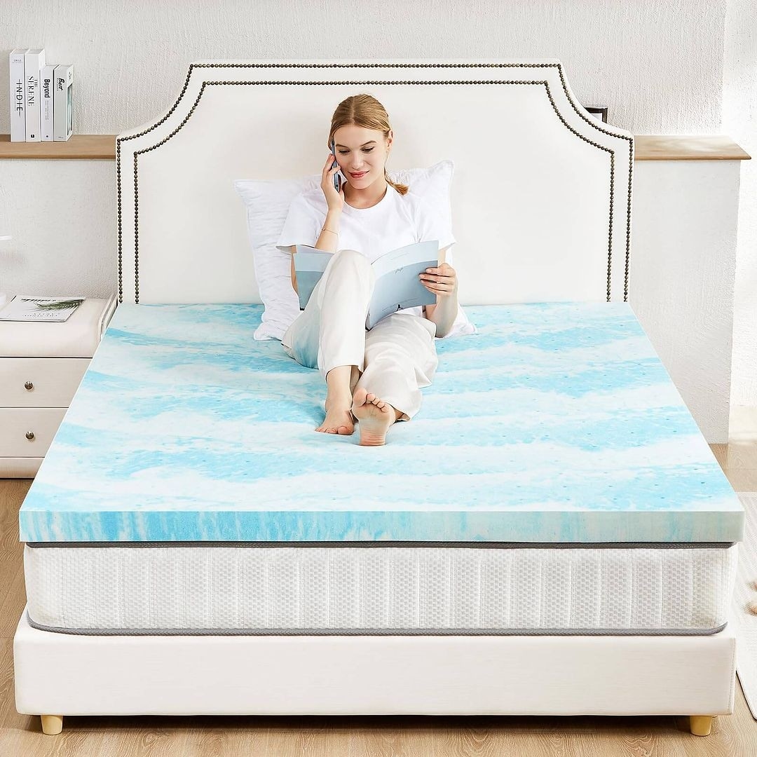 Cool Gel Infused Hypoallergenic Cooling Memory Foam Mattress-image