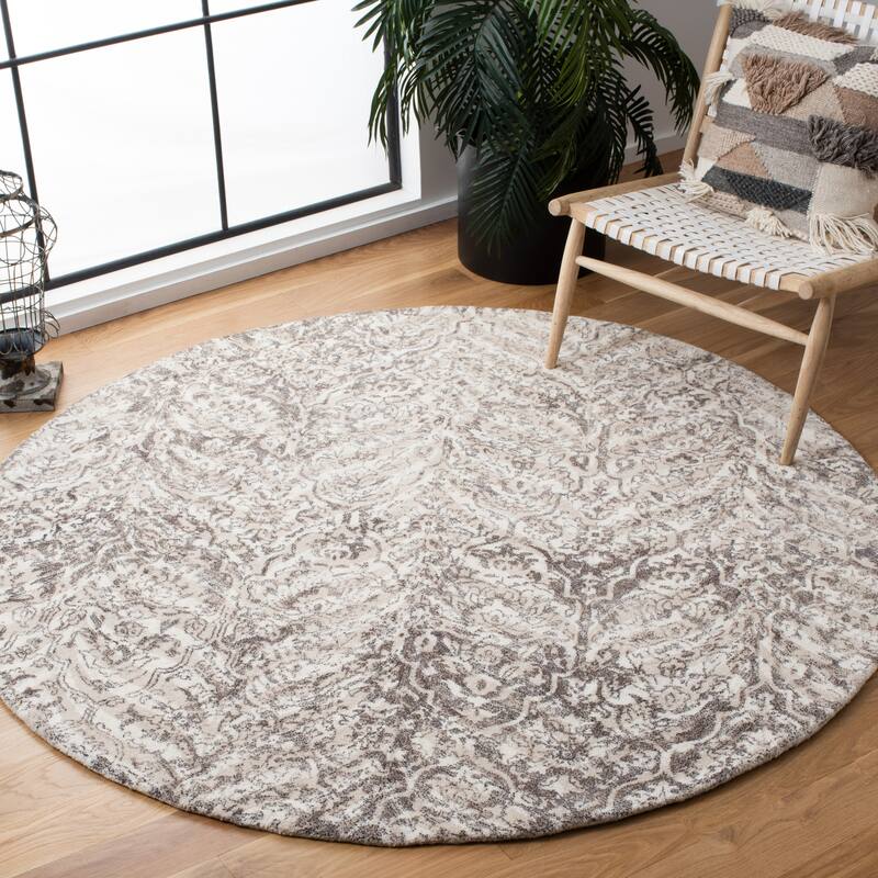 SAFAVIEH Handmade Restoration Vintage Xena Wool Rug - 6' Round - Beige/Ivory