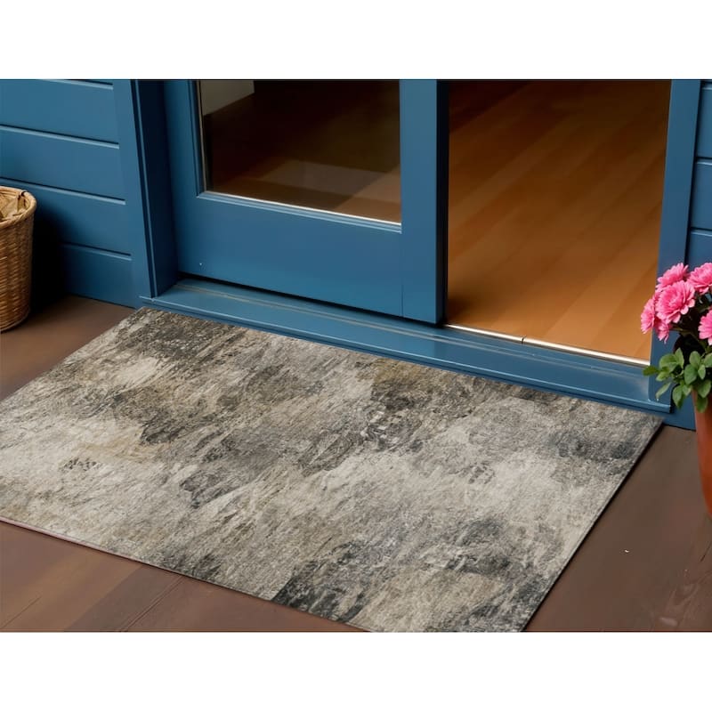 HomeRoots Abstract Transitional Rectangle Outdoor Rug - 3' x 5'