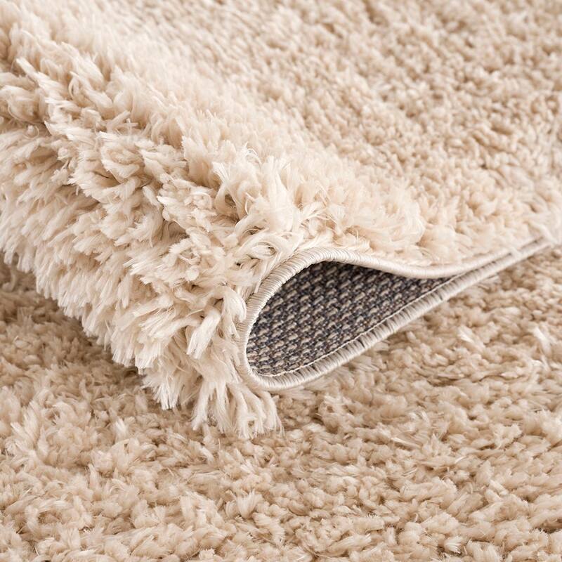 Super Soft Polyester Shag Area Rug - 6' x 7'