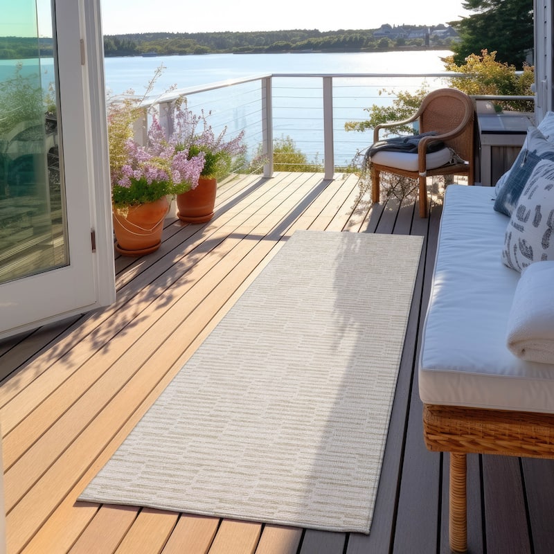Machine Washable Indoor/ Outdoor Chantille Stripe Blocks Rug - Ivory - 2'3" x 7'6"
