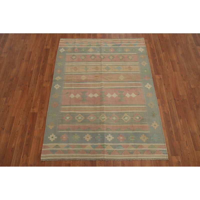 Hand Woven Oriental 100% Wool Carpet Southwestern Tribal Multi-Colored Kilim Area Rug - 5' 6'' X 4' 2''
