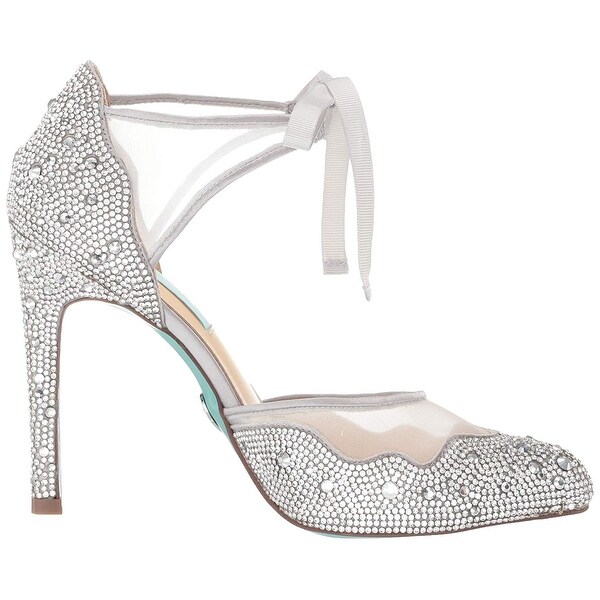 betsey johnson iris pump