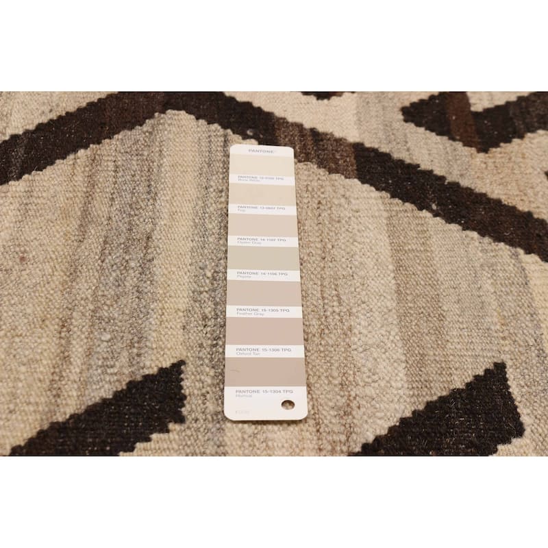 Sivas Beige Kilim 5'11" x 8'1" - 5'11 x 8'1