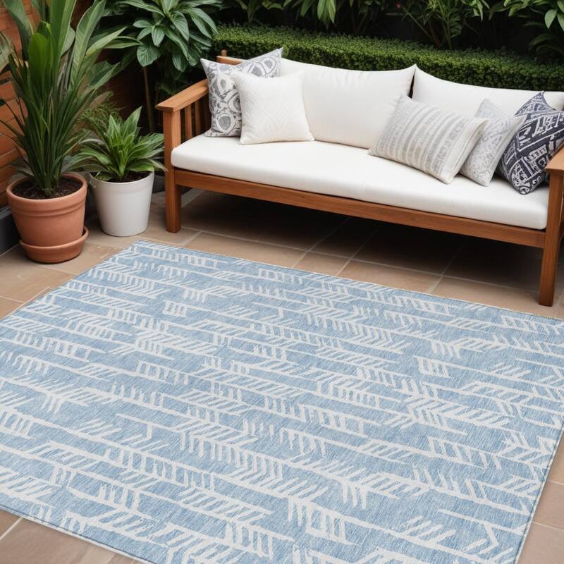 HomeRoots Tribal Transitional Rectangle Outdoor Rug - 8' X 10'