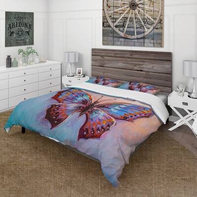 Designart 'Vintage Blue Butterfly II' Modern Duvet Cover Set