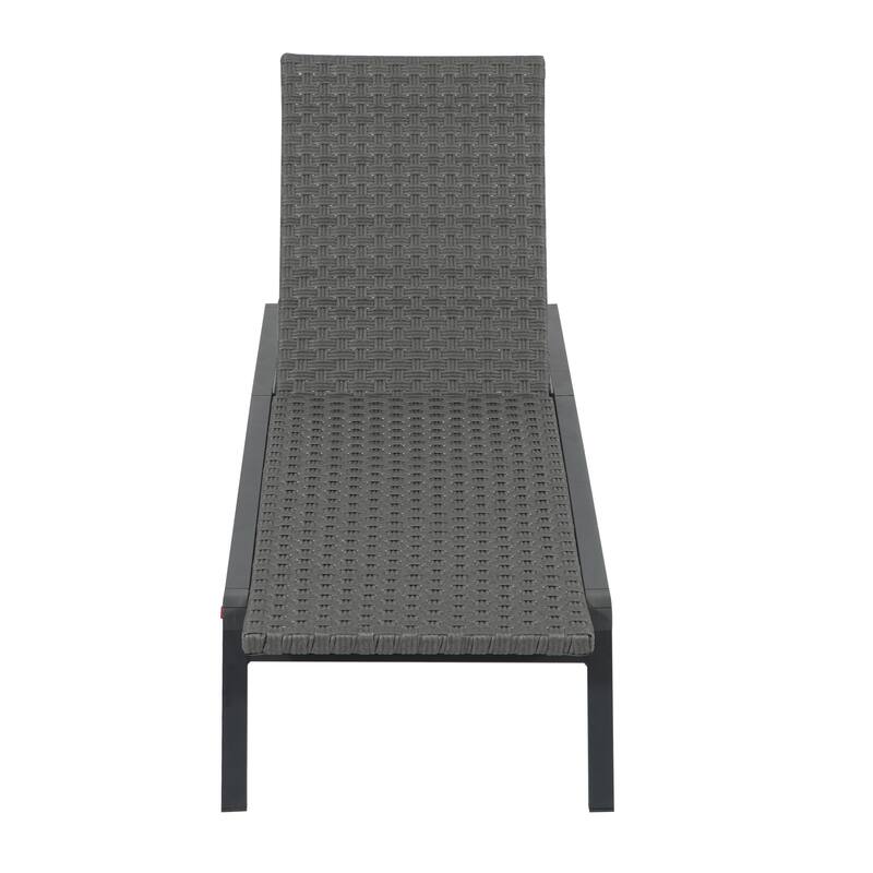 Outdoor Wicker Chaise Lounge Foldable Recliner