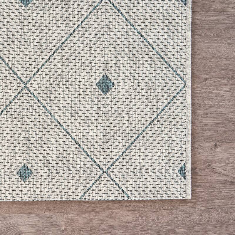 Sevita Sadie Contemporary Trellis Blue/Gray Durable Performance Indoor/Outdoor Area Rug