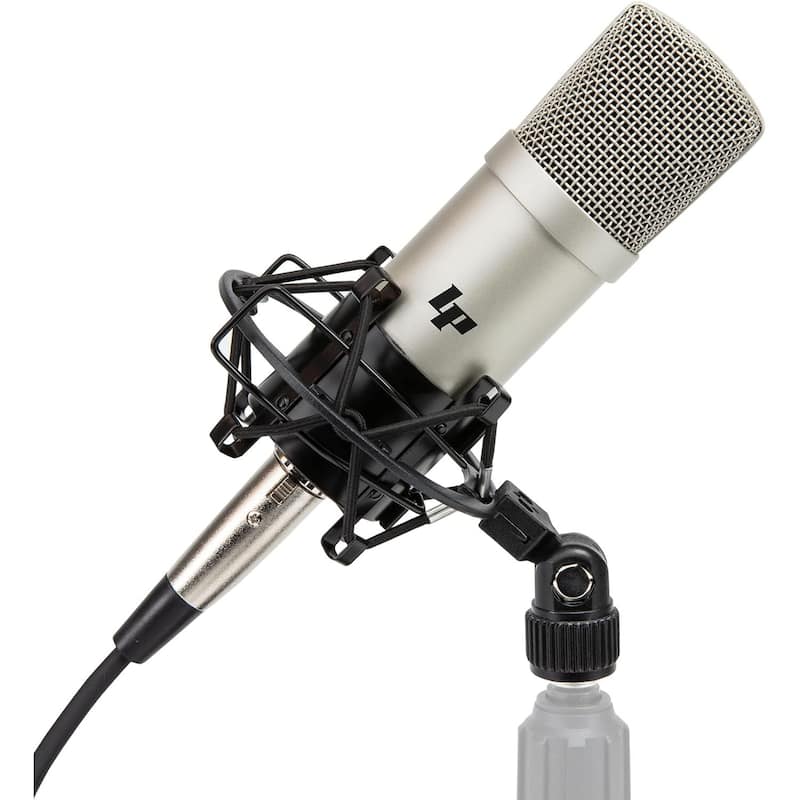 Focusrite Scarlett Solo 4th-Gen studio bundle with mic and headphones