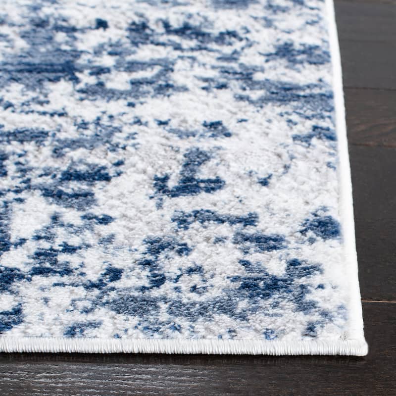 SAFAVIEH Amelia Madlaina Abstract Rug