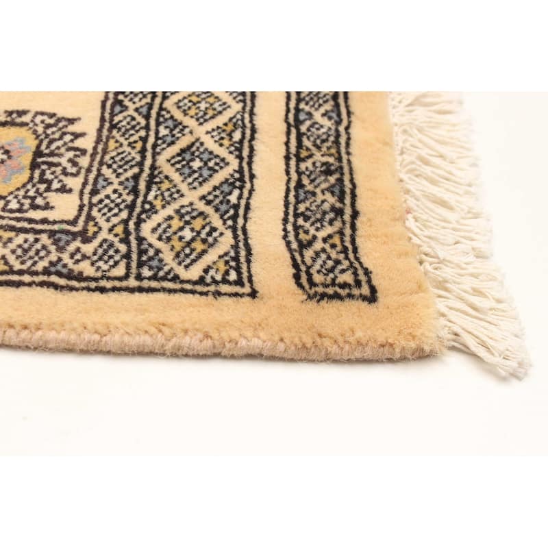 ECARPETGALLERY Hand-knotted Peshawar Bokhara Beige Wool Rug - 3'1 x 3'5