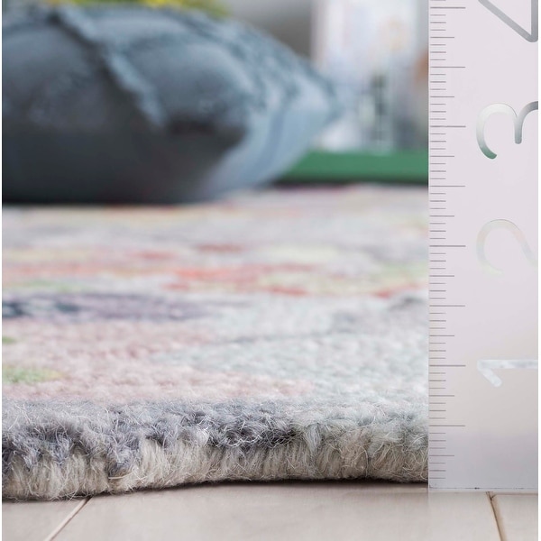 SAFAVIEH Hand-Tufted Jardin Liubov Country Wool Rug - On Sale