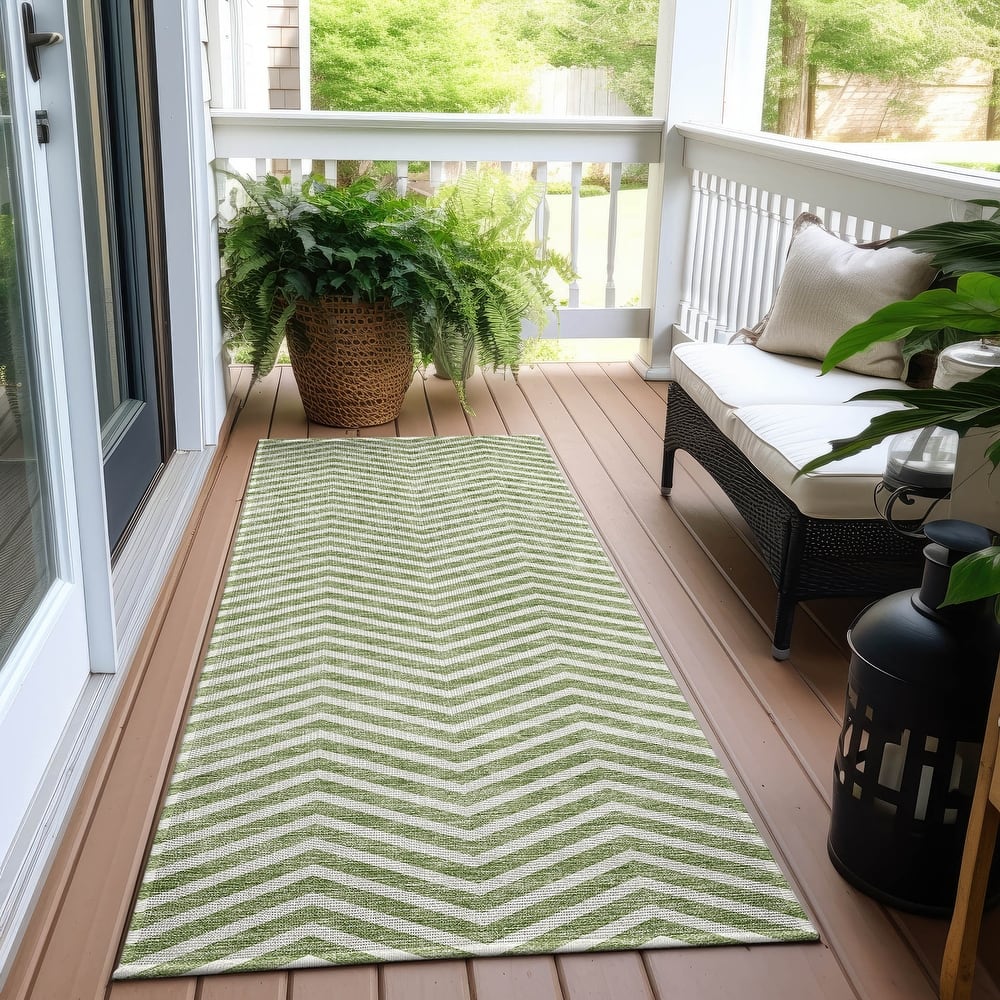 Machine Washable Indoor/ Outdoor Chantille Chevron Stripe Rug