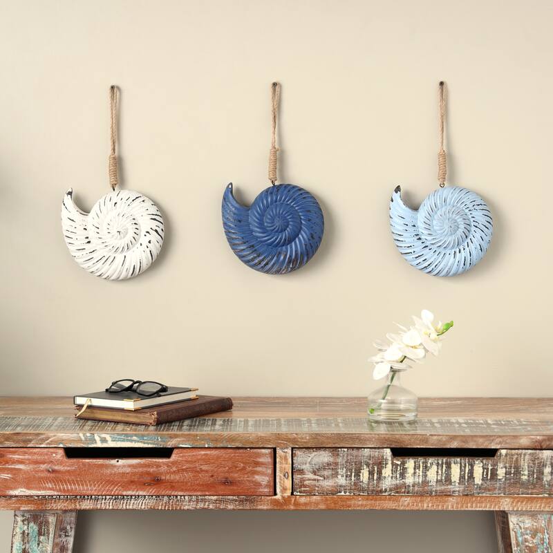 Blue Wooden Distressed Shell Home Wall Decor with Jute Hanging Rope (Set of 3) - Blue