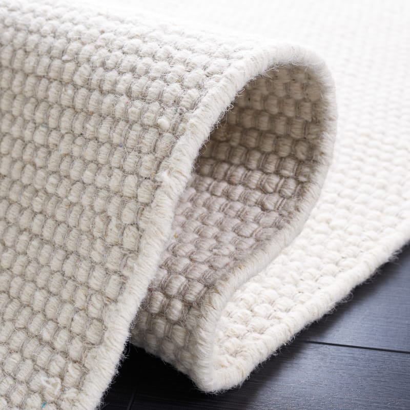 SAFAVIEH Handmade Vermont Raimonda Wool Rug