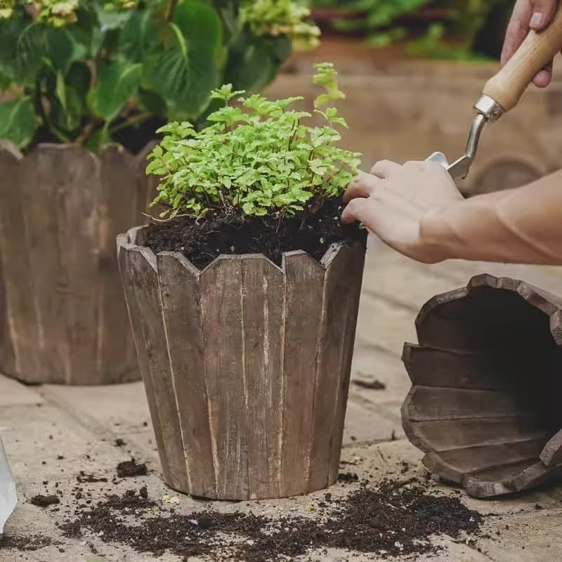 RusticReach Spliced Solid Wood Planter Round