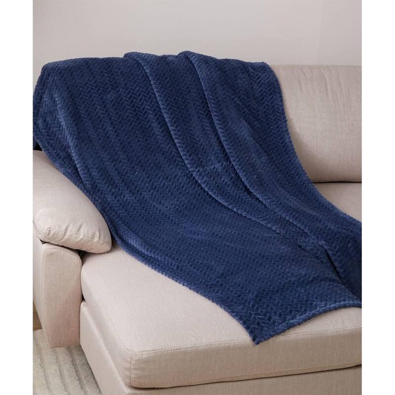 Noble House by Decor&More Oversized and Extra Heavy Chevron Braided Throw Blanket (50" x 70") (Blue)